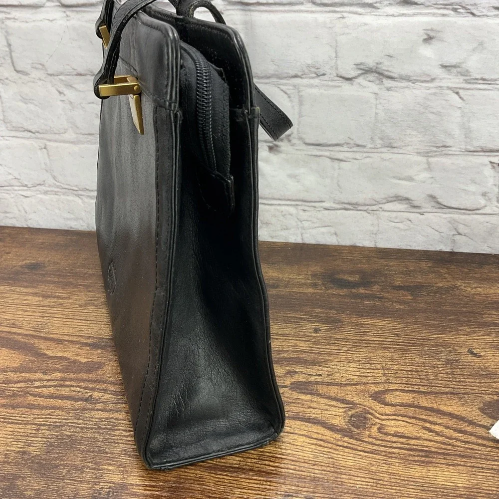 Vintage Jane Shilton Lack Leather Hand Bag With Gold Tone Hardware